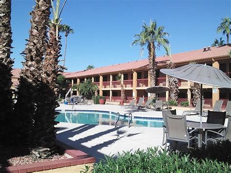 AMERICAN INN & SUITES MESA - Hotel Reviews & Photos - Tripadvisor