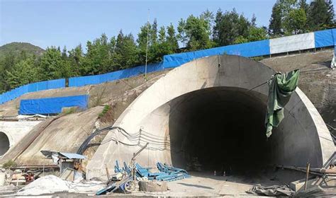 blast in railway tunnel 12 dead in china - India TV Hindi
