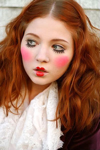 doll makeup trend