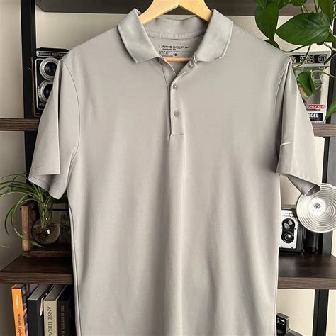 Nike Men's Grey Polo-shirts | Depop