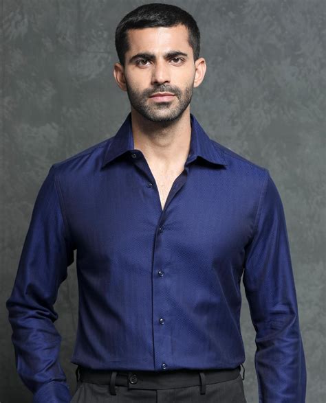 Rare Rabbit Men's Ruther Navy Cotton Plain Regular Fit Full Sleeve Col