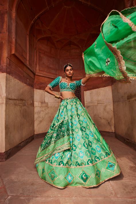 Buy Women's Green Banarsi Woven Lehenga Set | Aditi Gupta