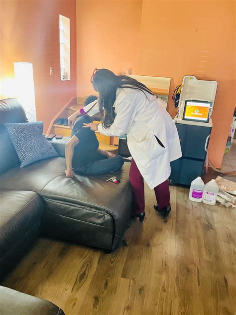 What Is a Nephrologist? Understanding Kidney Doctors | Vitality