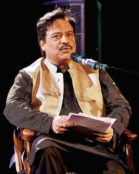 Salim Arif and Tauseef Akhtar pay a delightful tribute to Mirza Ghalib ...