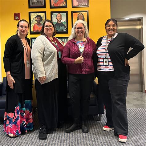 Yellow Wood Academy | “It’s a beautiful day in the neighborhood! 🧥💛 We ...