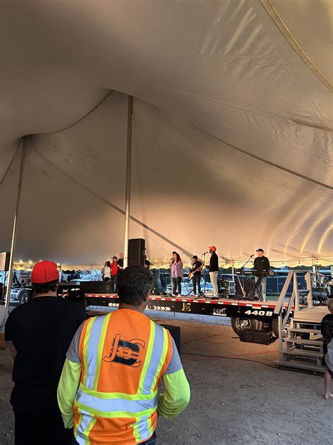 December - Jr. Davis Construction Company