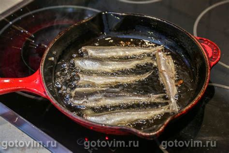 Корюшка, жаренная с зеленью и чесноком. Рецепт с фото