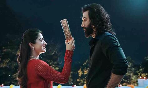 అక్కడ కూడా అన్ని రికార్డులను బద్దలు కొట్టిన యానిమల్ | Controversial ...