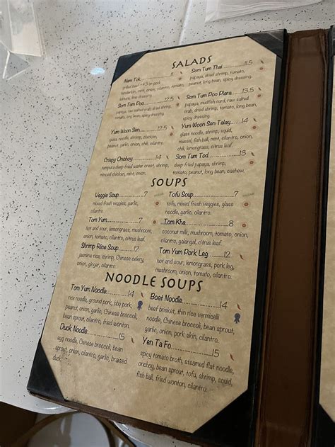 Andy's Thai Kitchen - Chicago Illinois Restaurant - HappyCow