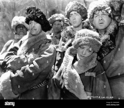 RONALD COLMAN JOHN HOWARD ISABEL JEWELL and THOMAS MITCHELL with ...