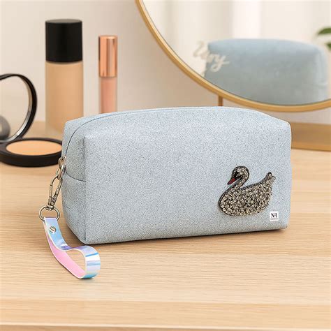 Buy NFI Essentials Makeup Cosmetic Pouch with Detachable Handle Online