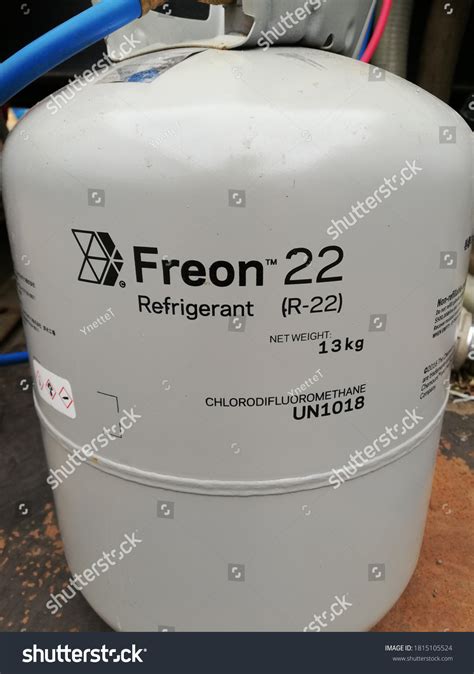 22 Freon 12 Refrigerante Images, Stock Photos & Vectors | Shutterstock
