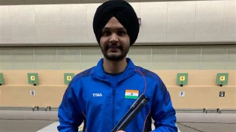 Asian Shooting Cship: Sarabjot wins bronze and Paris Olympics quota in ...