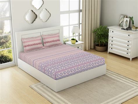 Geometric Shrinking Violet - Light Pink 100% Cotton Double Bedsheet