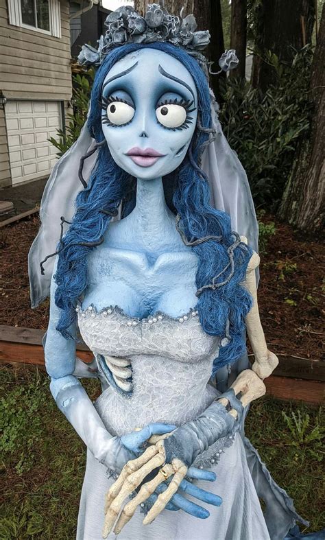Pin by Mariruth Brown on dolls, sculptures | Nightmare before christmas ...