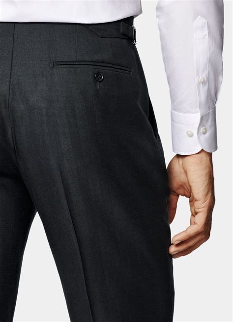 Navy Herringbone Tailored Fit Havana Suit in Wool Silk Linen | SUITSUPPLY