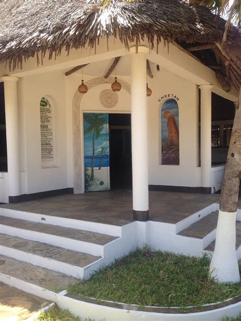 KARIBUNI VILLAS (Mambrui) - Resort Reviews, Photos, Rate Comparison ...