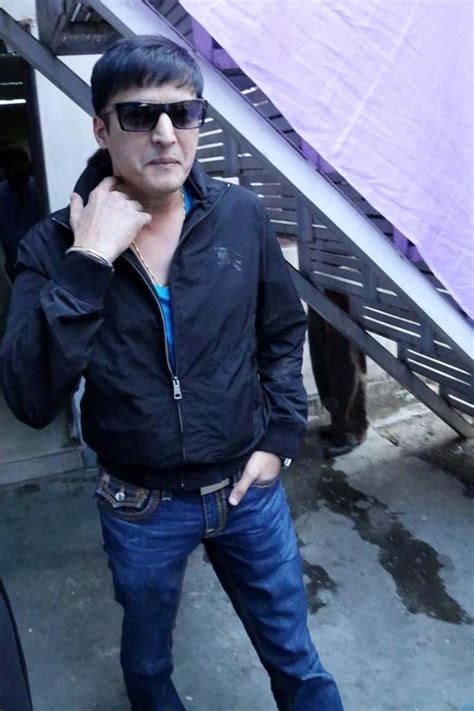 Saif gets in combat mode - India Today