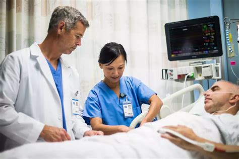 IntelliVue X3 transport patient monitor | Philips