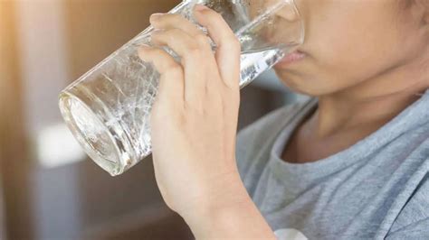 Why drinking water first thing in the morning may not be helping you ...