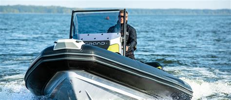 D600 ACTIVE - Grand Boats