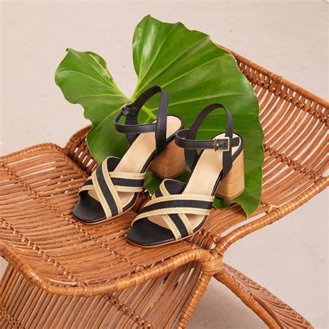 Top X Sandal