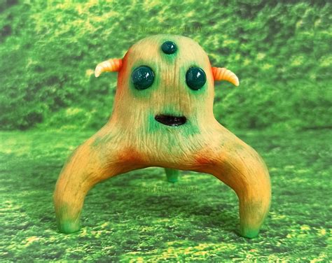 Alien Creature Figure 的图像结果