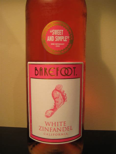 Barefoot White Zinfandel - FIrst Pour Wine