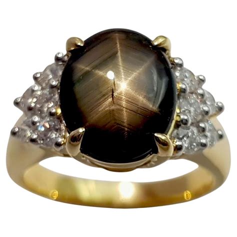 Blue Star Sapphire, Blue Sapphire and Diamond Ring set in 18K Gold ...