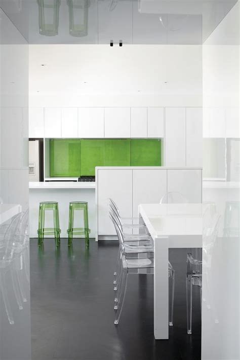 Greenscreen Architecture 的图像结果