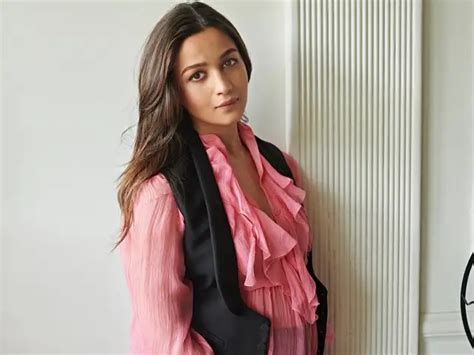 Alia Bhatt’s secret to rapid post-pregnancy weight loss - Simple post ...