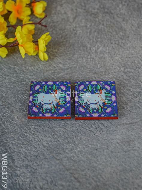 Laminated Manai - Pichwai Design - Set of 2 - WBG1379 – Wedtree