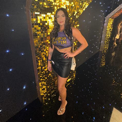 Amanda Torres | Só alegria 💜🙏🏼 | Instagram