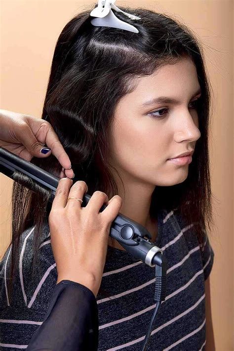 Get ramp-ready hair with just one tool | Femina.in
