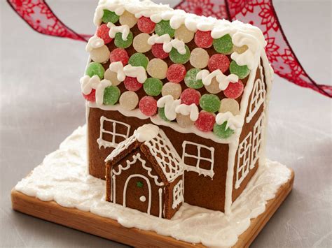 Gingerbread House | Recipe | Gingerbread house, Gingerbread house ...