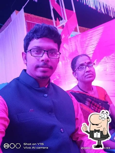 Menu at Biqest Inn, Suri