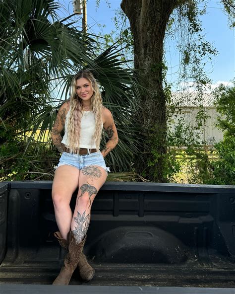 kiersten grace (@thekierstengrace) • Instagram photos and videos