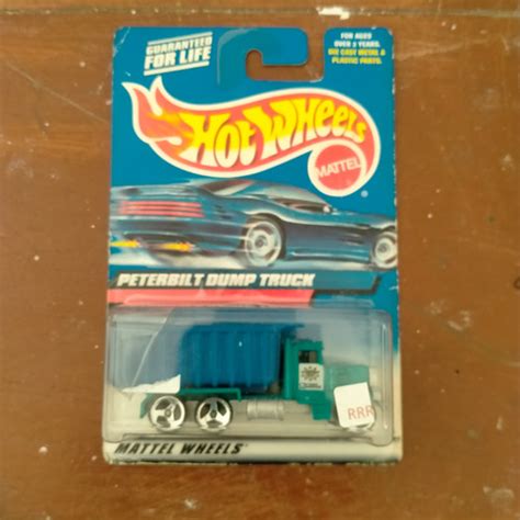 Jual Hotwheels Dump Truck Peterbilt bak biru base besi - Kota Surakarta ...