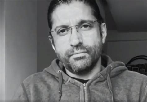 Farhan Akhtar Shares The Helplessness On How You Cannot Criticise ...