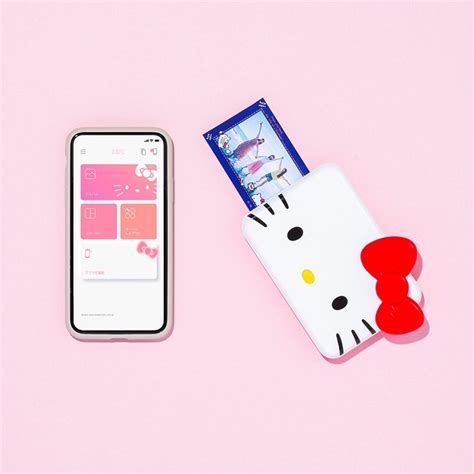 Canon推出全新「Hello Kitty迷你相印機」！整台機身設計為Kitty的模樣~萌翻天！ | LINE購物