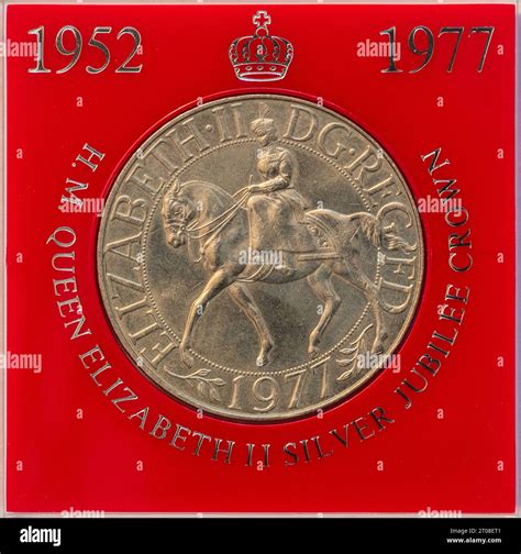 H.M. Queen Elizabeth II Silver Jubilee Crown, souvenir coin from 1977 ...