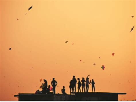 ઉફ્ફ ઉતરાણ ધાબે ધબકારાની ધીગામસ્તી! | Oops, the slowness of the ...
