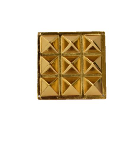 Metal Pyramid | Vastu Miracles