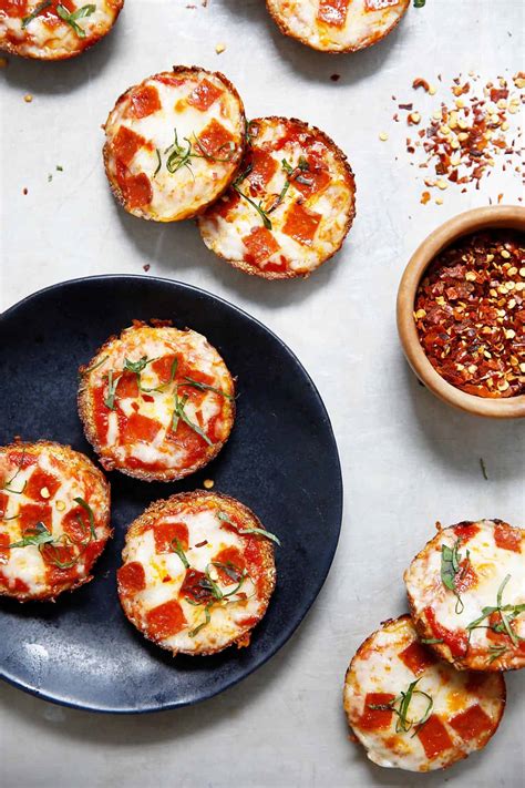 Healthy Gluten-Free & Grain-Free Cauliflower Pizza Bites