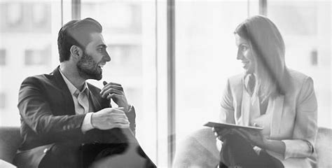 Black and White Business People 的图像结果