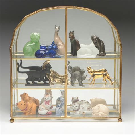 The Franklin Mint "Curio Cabinet Cats" Figurine Collection with Display ...