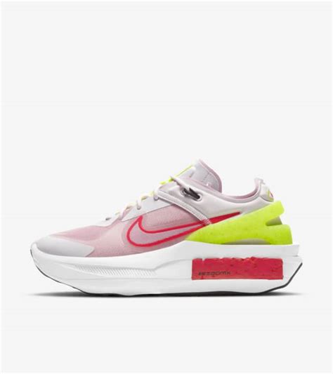 Fontanka Edge 'Light Arctic Pink' Release Date. Nike SNKRS IN