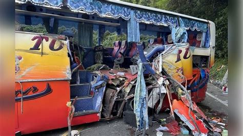 台湾苏花公路发生重大交通事故，游览车撞山壁致6死39伤_凤凰网视频_凤凰网