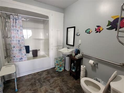 THE ROBIN'S NEST COTTAGES (Twillingate, Newfoundland) - Lodging Reviews ...