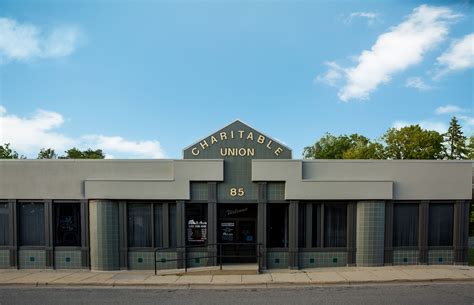 Free Clothes & Bedding | A Goodwill & Salvation Army Alternative in ...